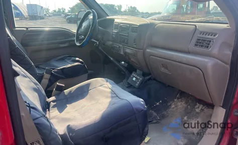 2000 Ford F550 Super Duty from USA, damaged, VIN 1FDAW56F3YEC55389